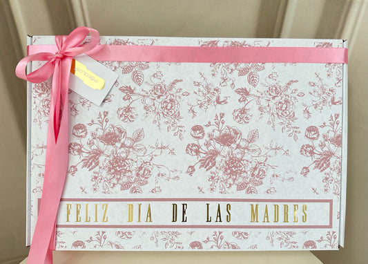 Caja con bouquet de flores