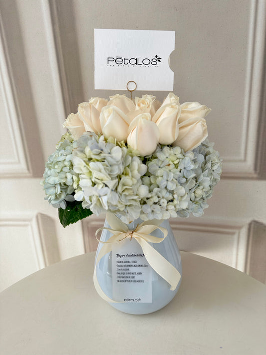 Arreglo floral  sol Ivory