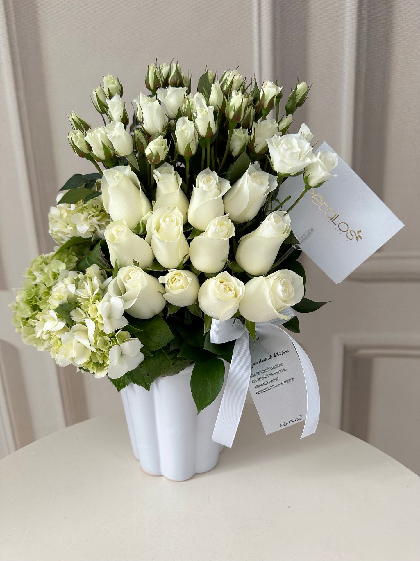Arreglo floral luz blanco